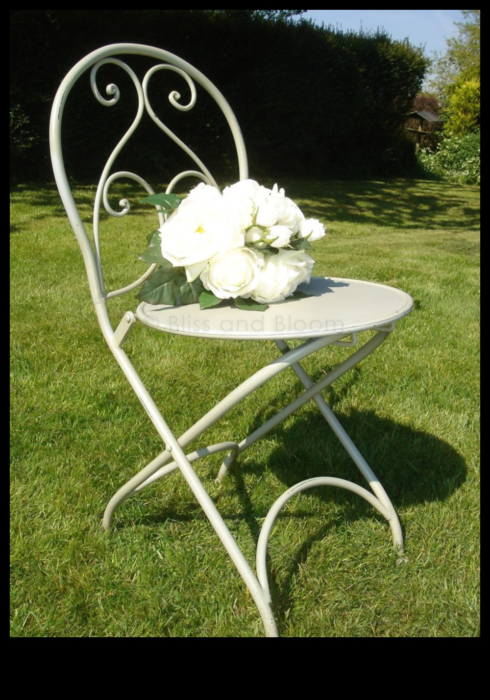 Blossom Bliss: atklāj komfortu dārza mēbeļu tendencēs