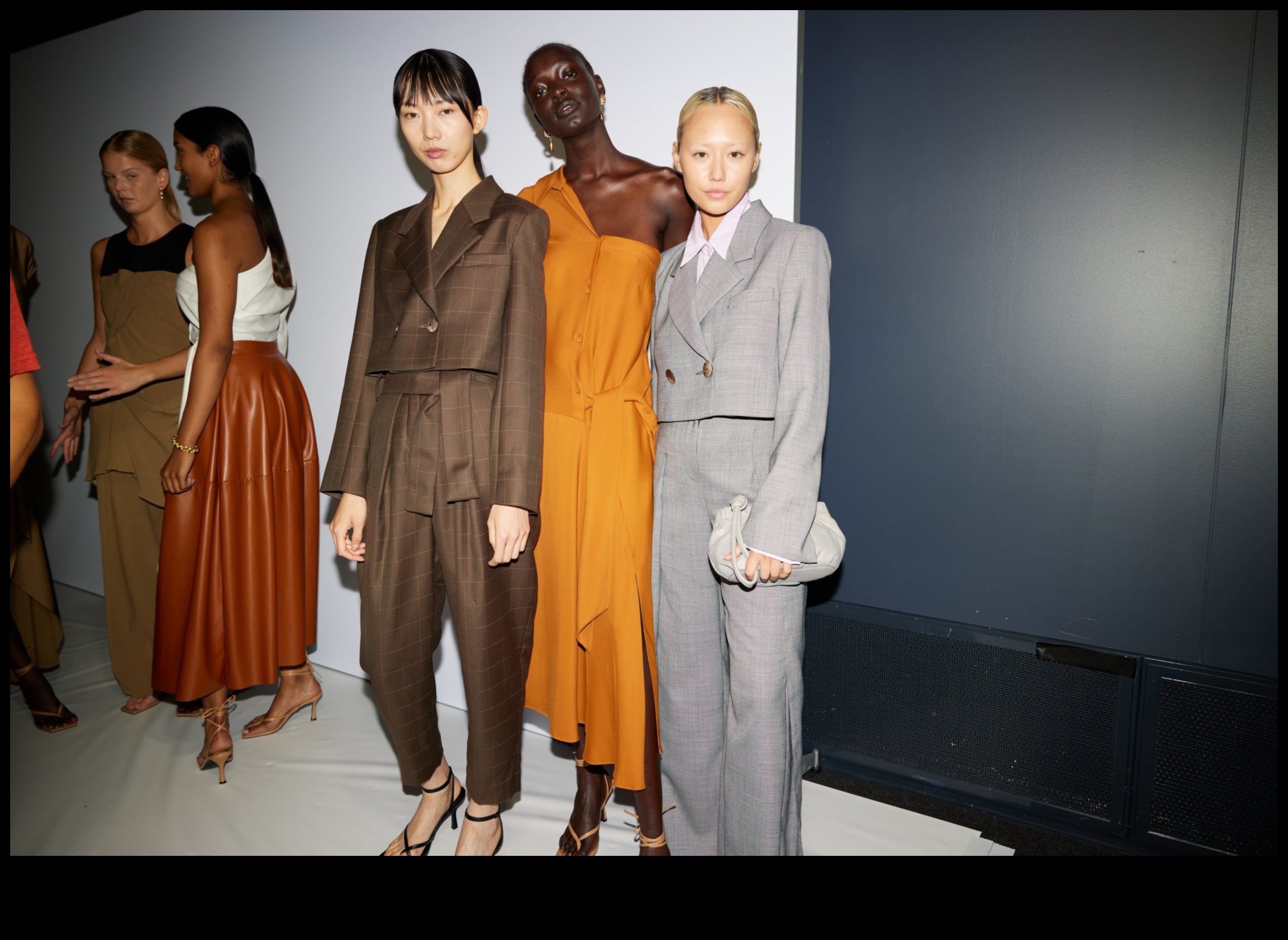 Skrejceļa atdzimšana: modes klasikas no jauna atklāšana