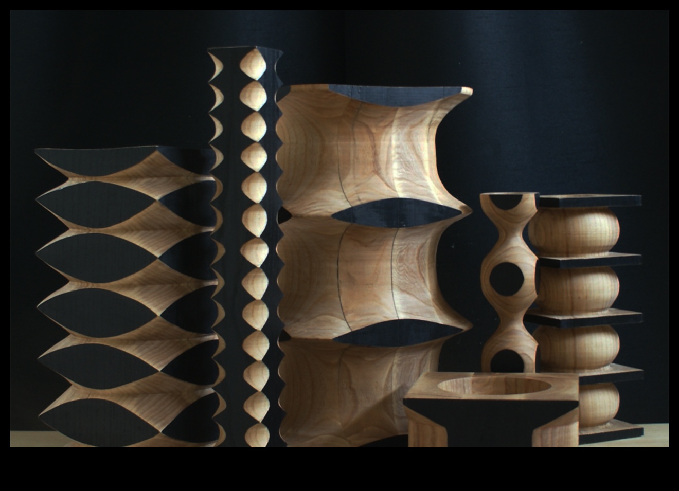 Koka virpošanas maģija: unikālu gabalu izgatavošana uz virpas