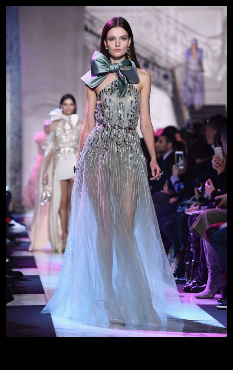 Naktsklubs Couture: moderni ballīšu tērpi drosmīgajiem