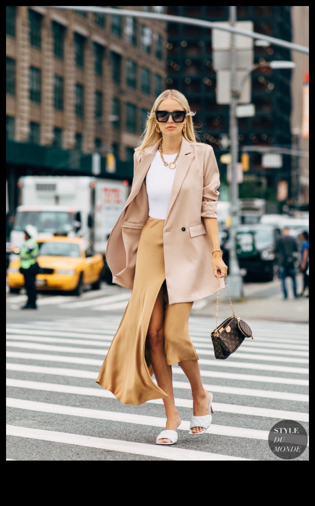 Pilsētas elegance: ielu stila iedvesmas izsmalcinātībai