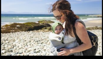 Dapper autiņbiksītes: stilīgas pirmās nepieciešamības preces mazulim